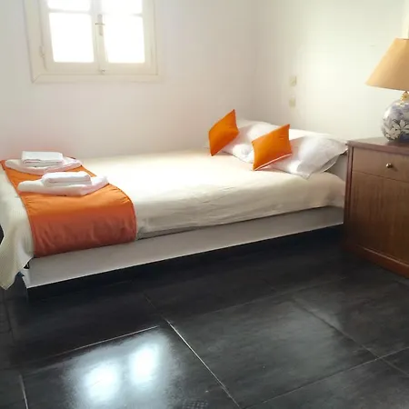 Traditional Ftelia (Mykonos)