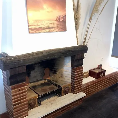 Traditional * Ftelia (Mykonos)