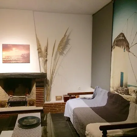 Traditional * Ftelia (Mykonos)
